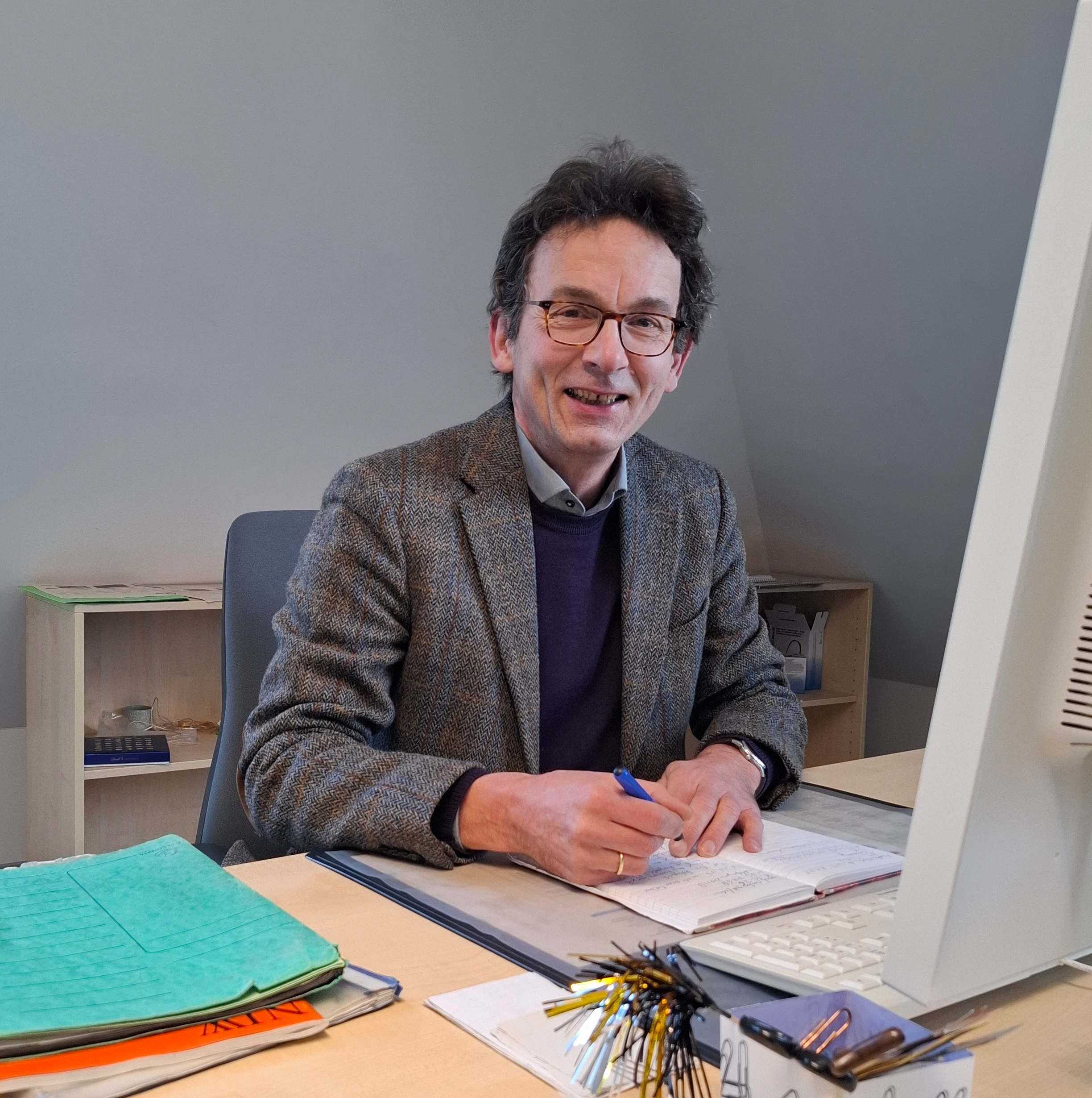 Herr Dr. Chotjewitz, Abteilungsleiter