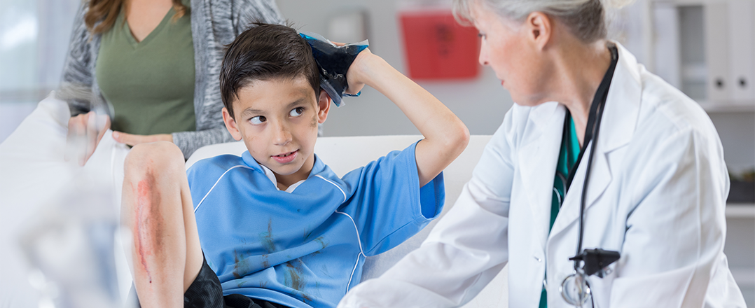 Bild: Dekoratives Bild; zur Meldung: Neuer Bericht zu Unfallverletzungen bei Kindern und Jugendlichen erschienen.
